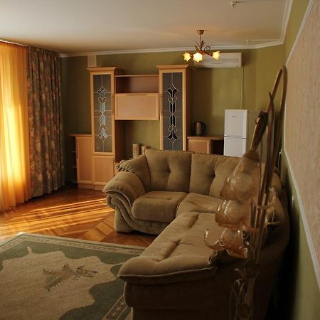 Hotel Ukraine Jytomyr Extérieur photo