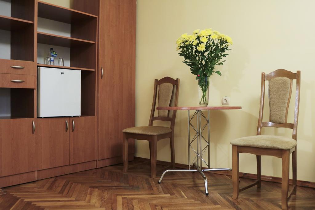 Hotel Ukraine Jytomyr Extérieur photo